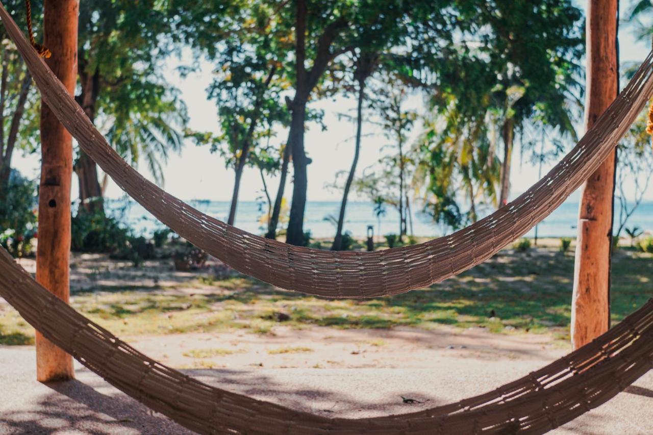 Sangat Island Dive Resort Coron Εξωτερικό φωτογραφία